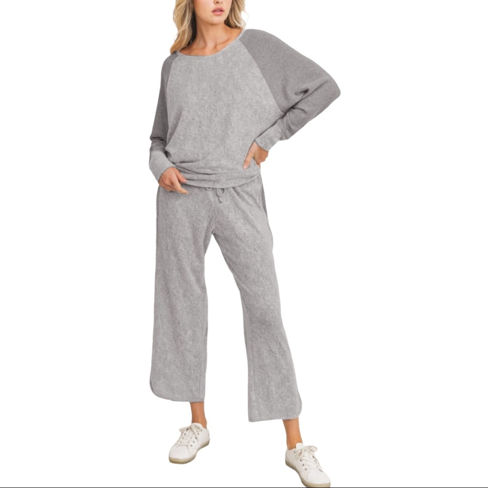 Heather Gray Soft Loungewear Set - Picture 1 of 11